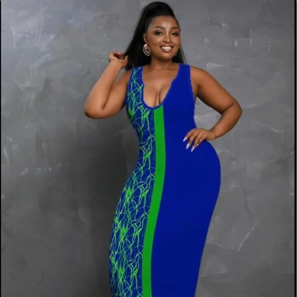 green dress for curvy figure Emerald fitting plus size dress
